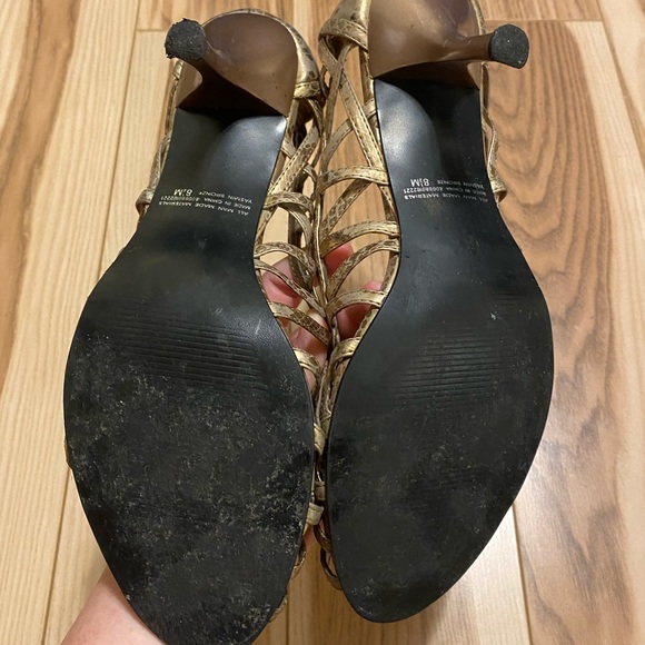 Apt 9 Bronze Cutout Heels - Size 8.5 - Picture 3 of 3